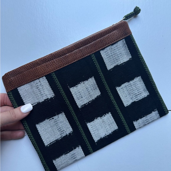 Organic Handloomed Clutch Guatemalan Fairtrade NWT - Picture 3 of 5